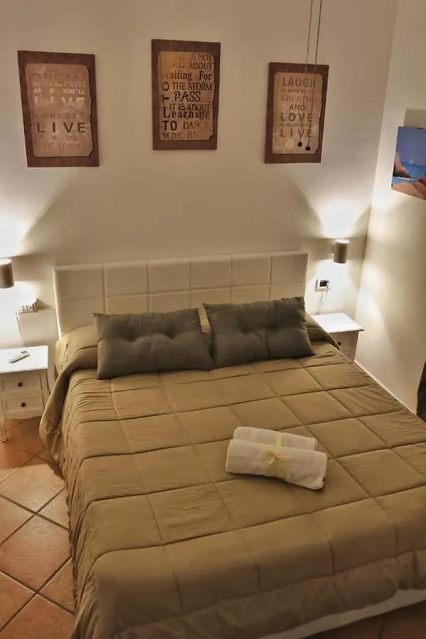 Casa Palazzo Reale Villa Palermo 0*,